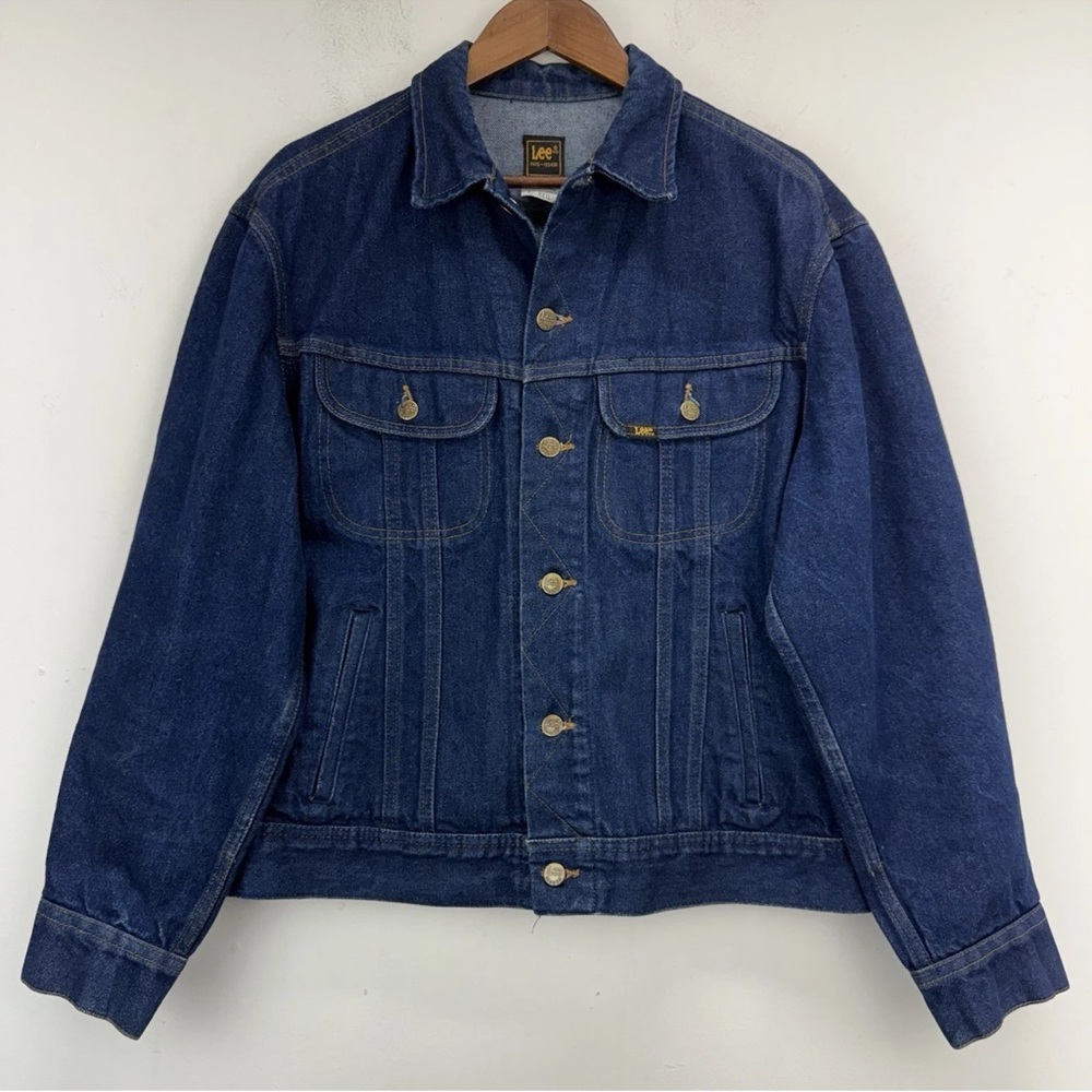 Vintage 80s Lee Riders size 42 Reg Men’s Blue Denim Trucker Jean Jacket